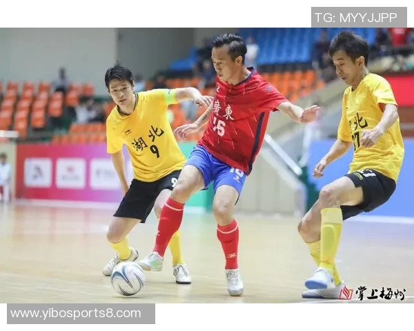 足球对抗赛精彩纷呈球员们展现技艺与团队精神的巅峰对决